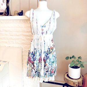 Fresh FX Botanical Butterfly Dress W Deep V & Lace